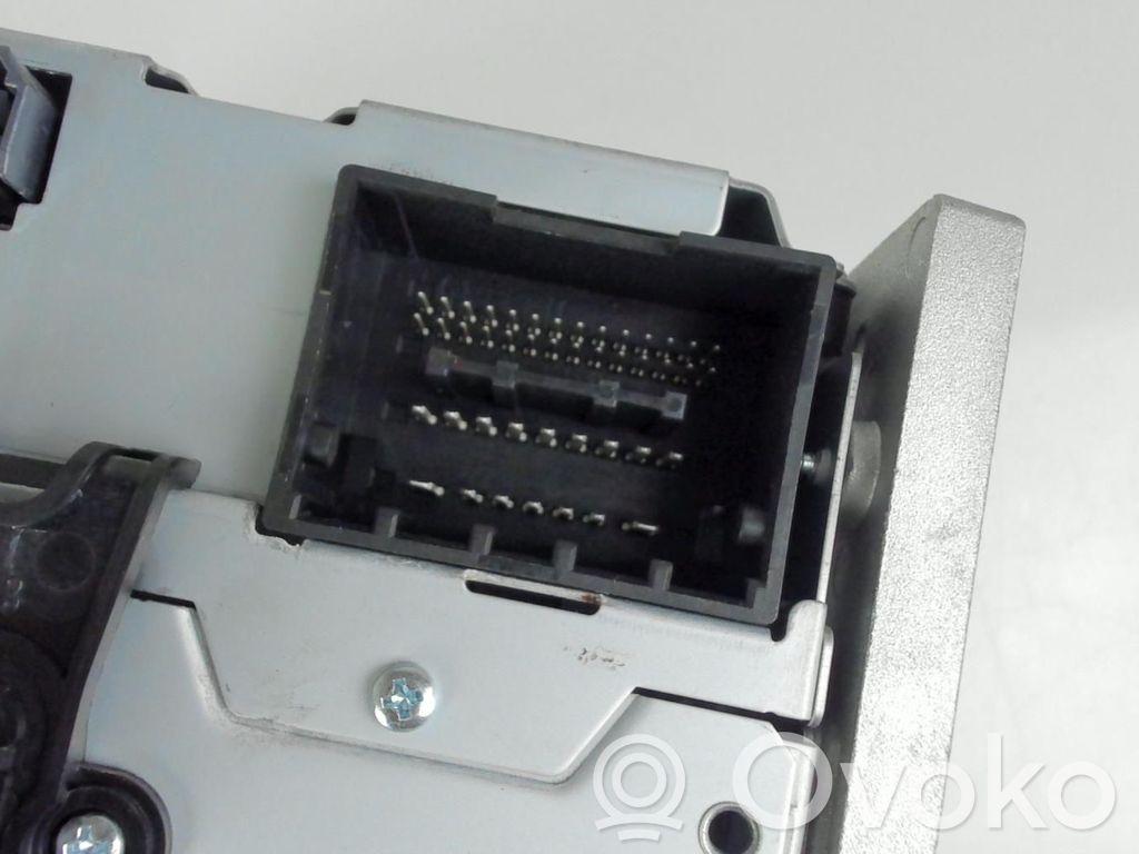 Opel Corsa E Panel / Radioodtwarzacz CD/DVD/GPS 