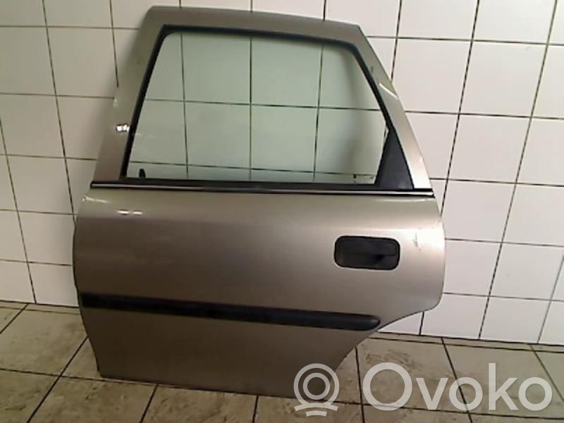 Puerta trasera   90508227