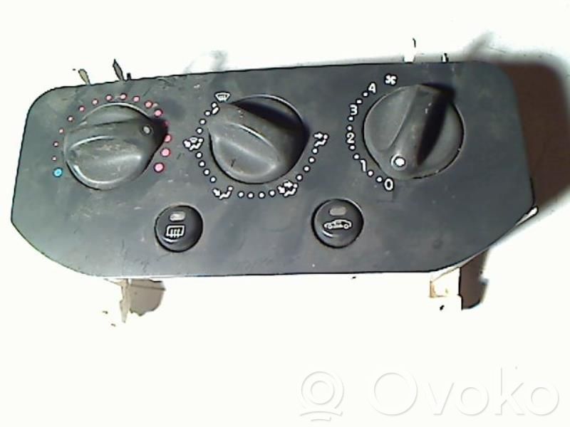 Renault Clio II Panel klimatyzacji 