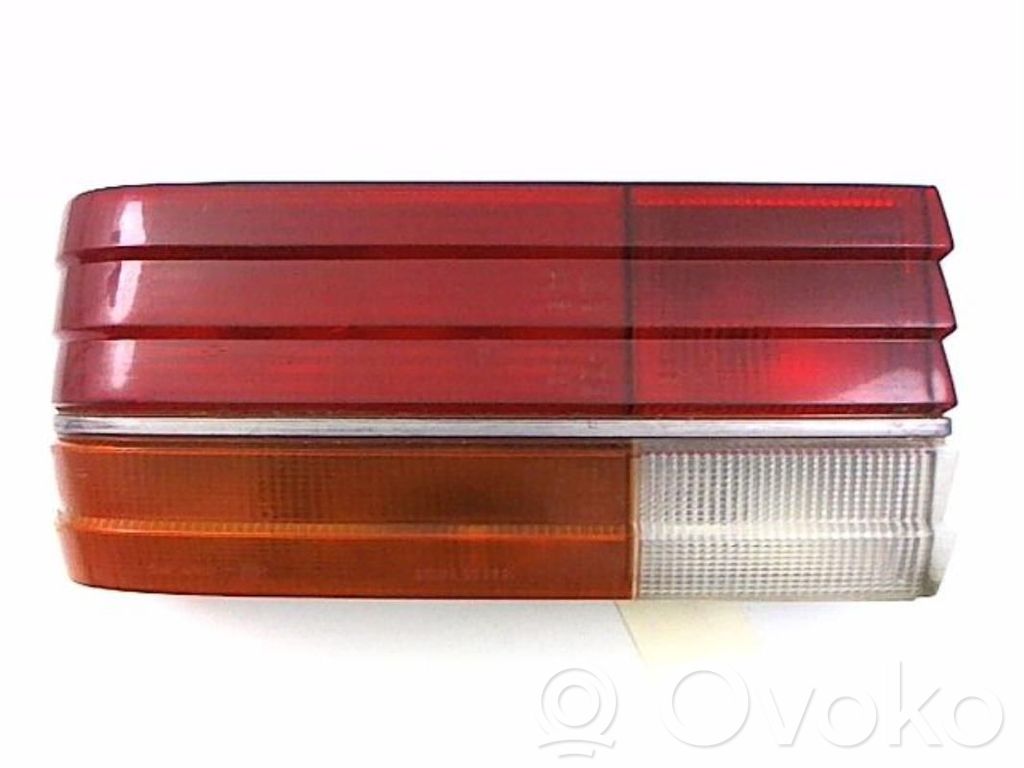 Renault 25 Aizmugurējais lukturis virsbūvē 