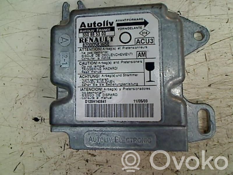 Module de contrôle airbag   8200058365E