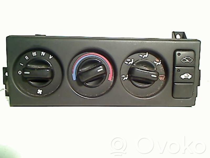 Climate control unit   YUK100210