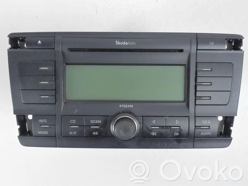 Skoda Octavia Mk2 (1Z) Unità principale autoradio/CD/DVD/GPS 