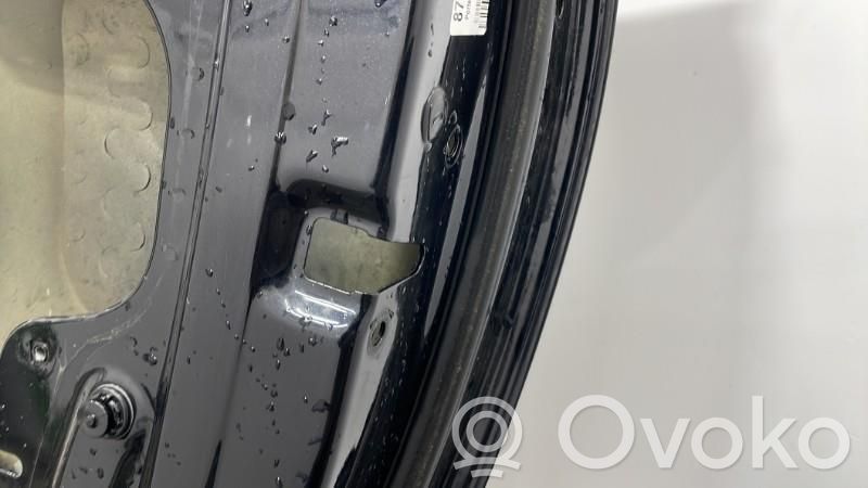 Puerta delantera   1Q0831056T