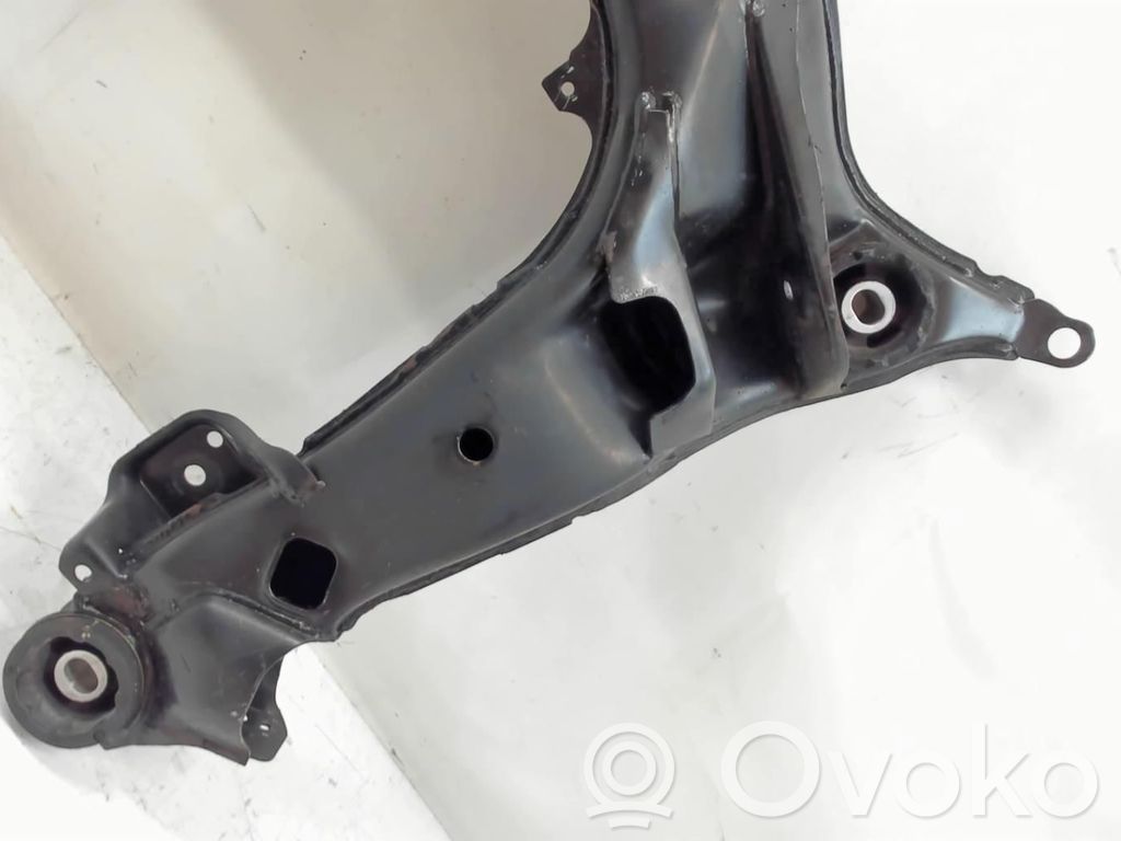 Volkswagen PASSAT B5.5 Front subframe 