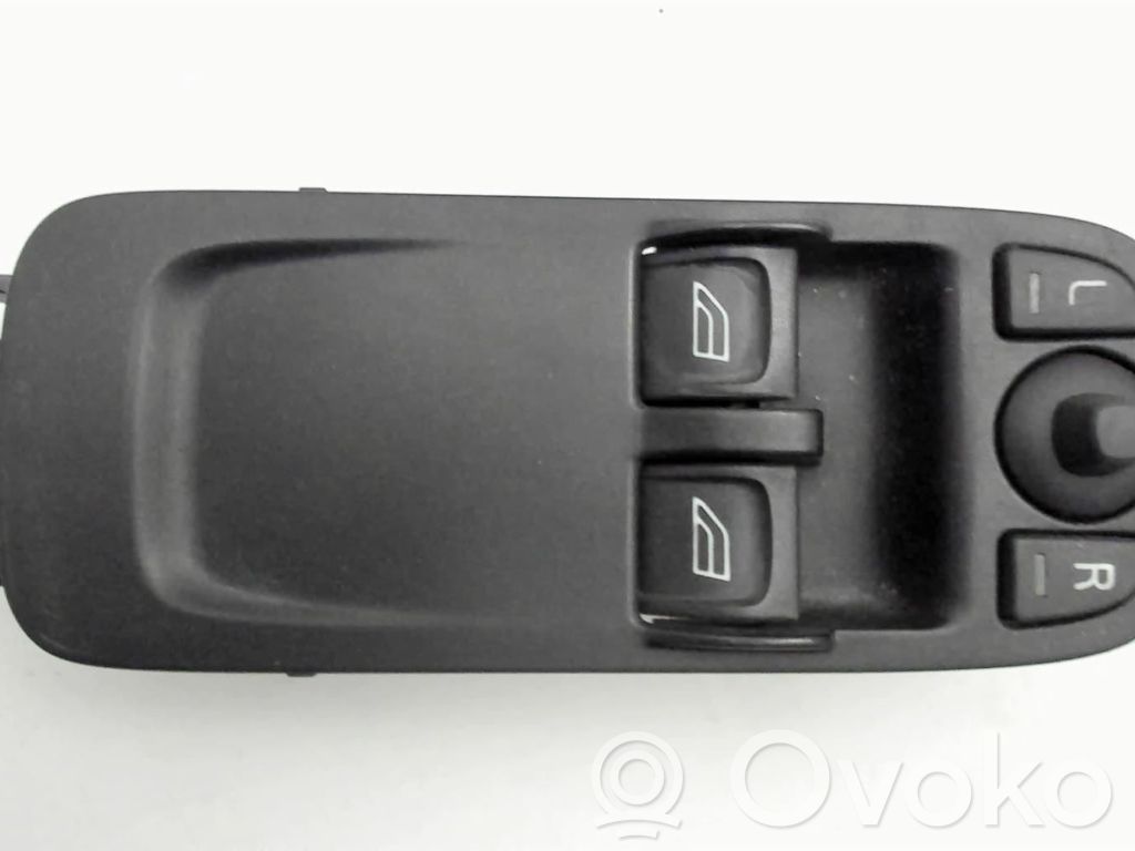 Volvo C30 Electric window control switch 