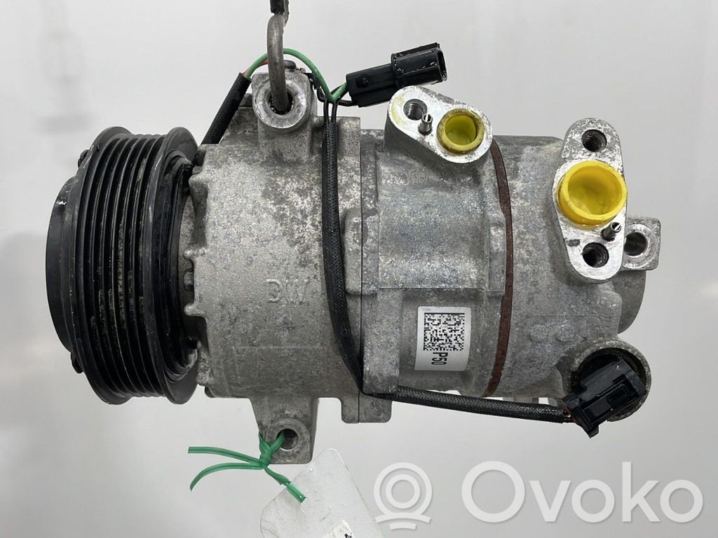 KIA Stonic Kompresor / Sprężarka klimatyzacji A/C 