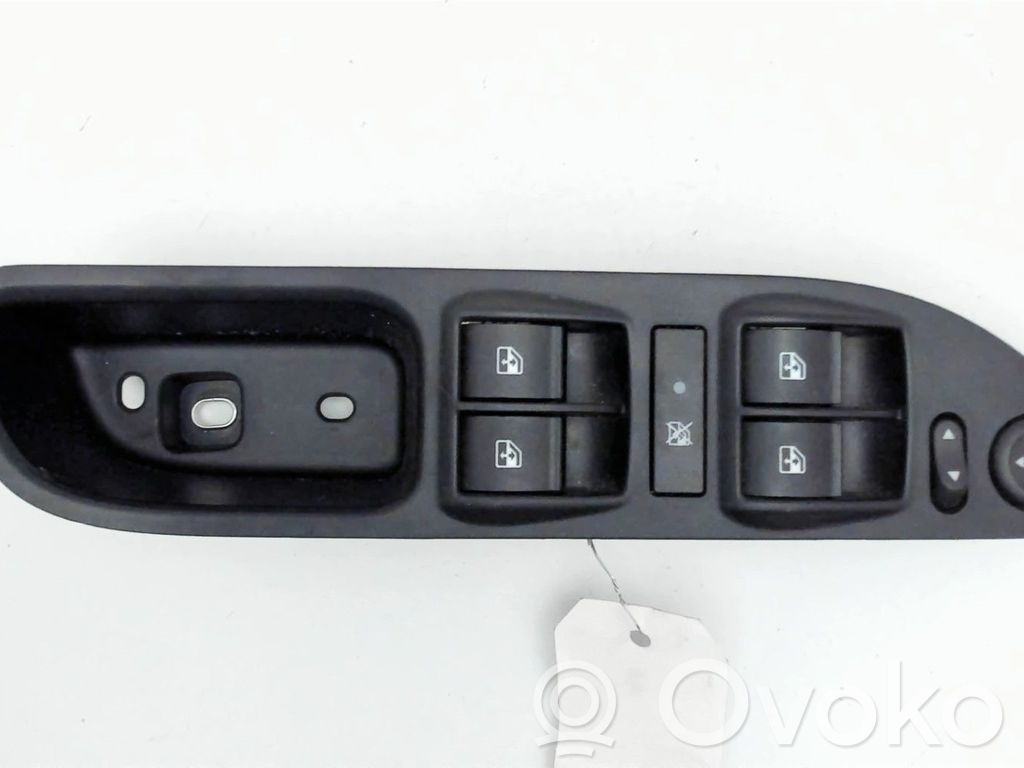 Fiat Tipo Electric window control switch 