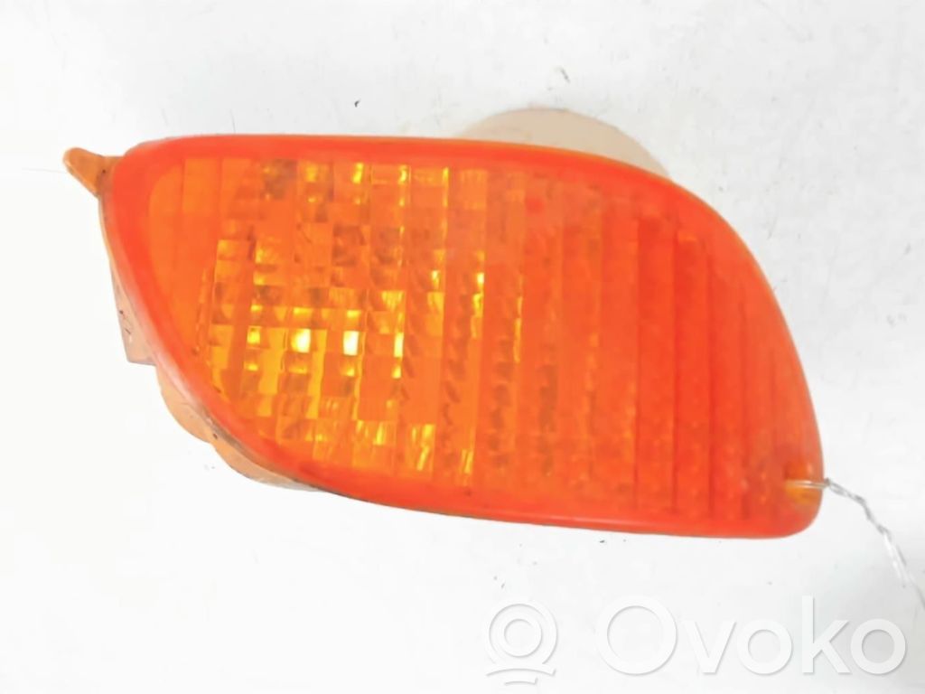 Sparno posūkio žibintas   1215917