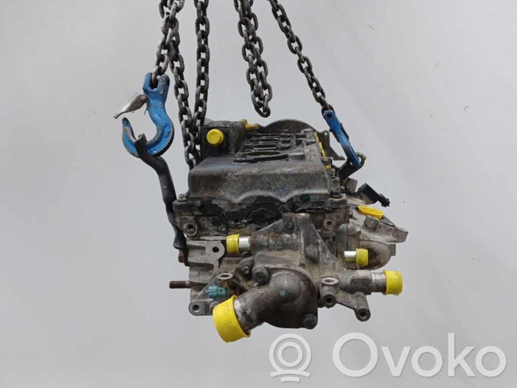 Opel Astra H Engine head 