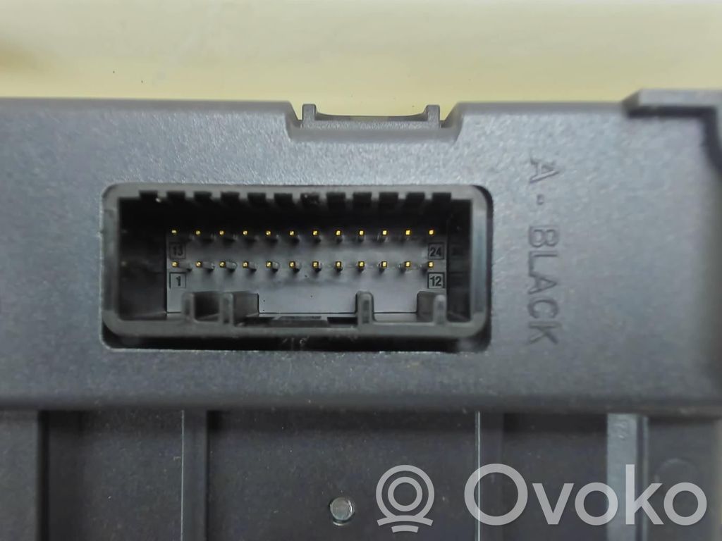 Lector de tarjeta/llave de arranque   285901934R