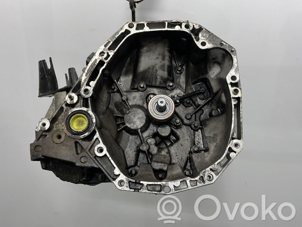 Nissan Micra Manualna 5-biegowa skrzynia biegów 