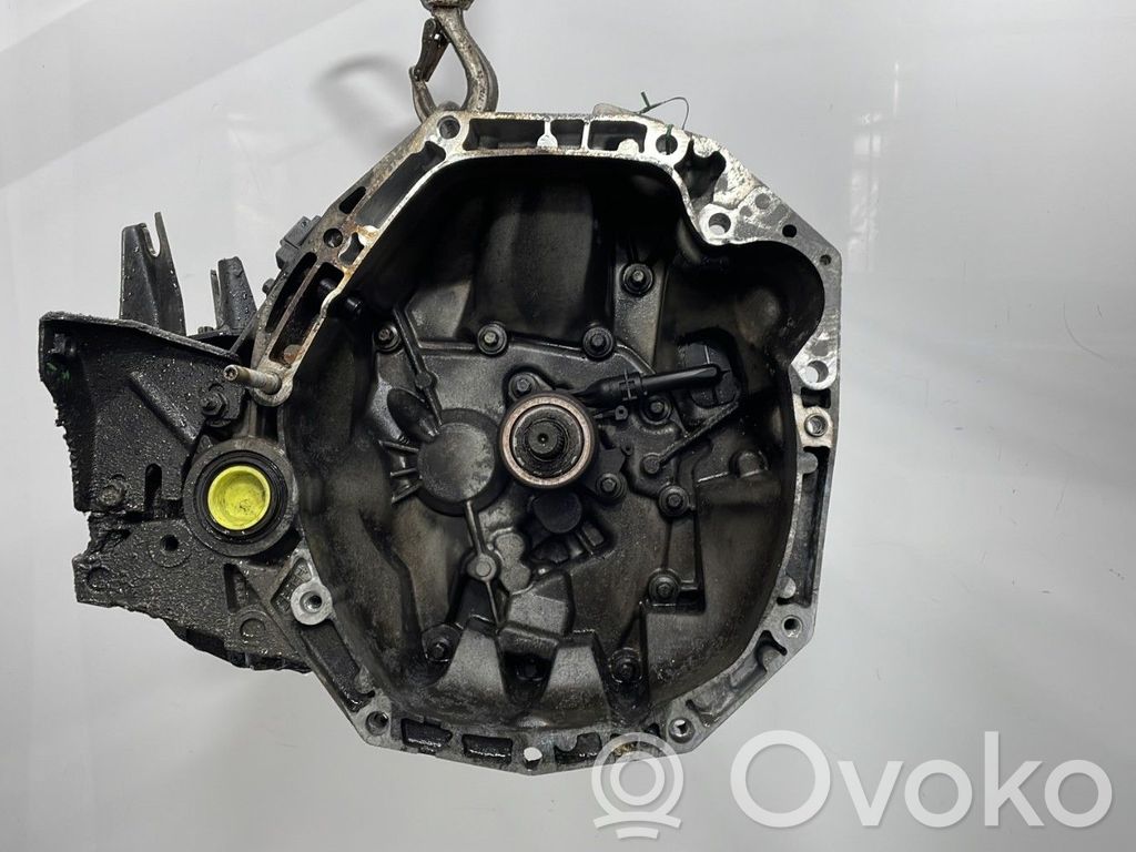 Nissan Note (E11) Cutie viteze manuală cu 5 trepte