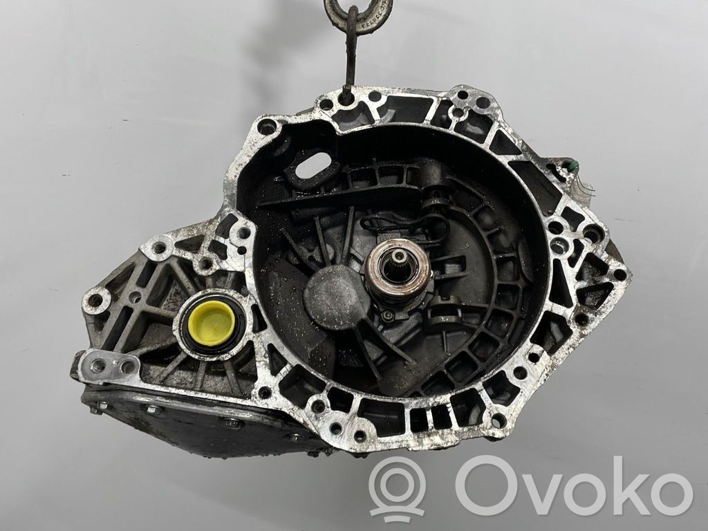 Opel Corsa D Cutie viteze manuală cu 5 trepte 
