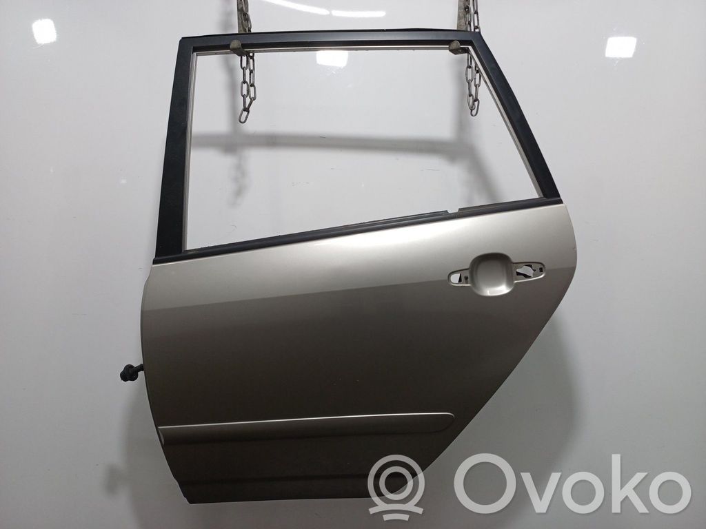 Toyota Corolla Verso E121 Ușă spate