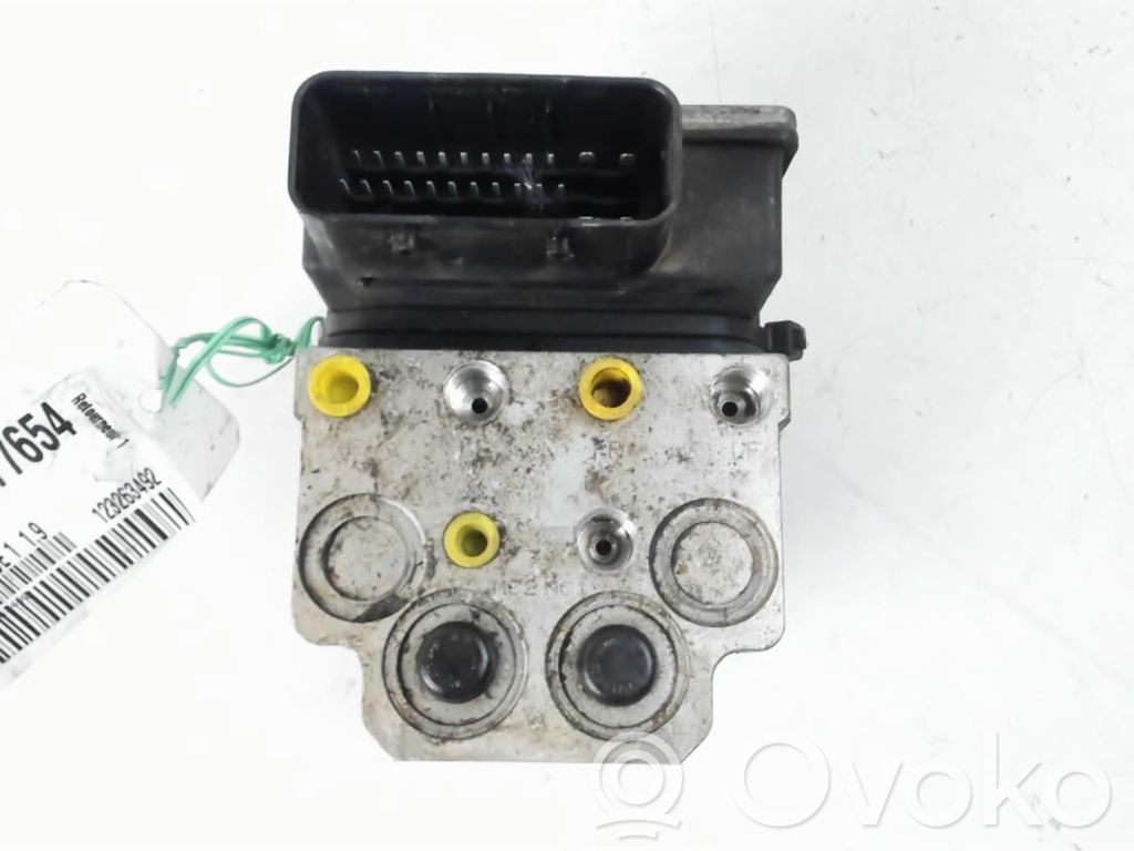 Opel Vivaro ABS-pumppu 