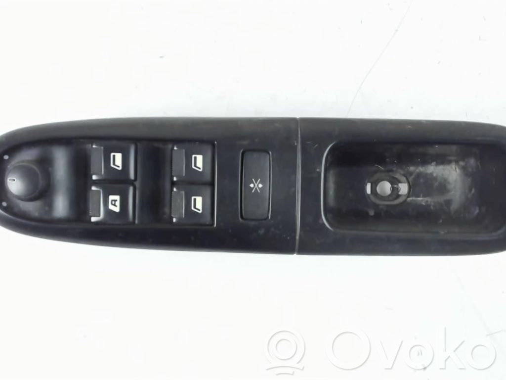 Peugeot 406 Electric window control switch 