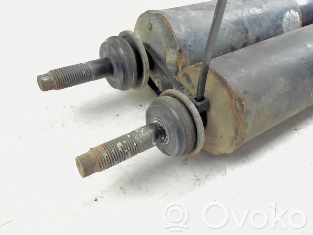 Hyundai Terracan Front shock absorber/damper