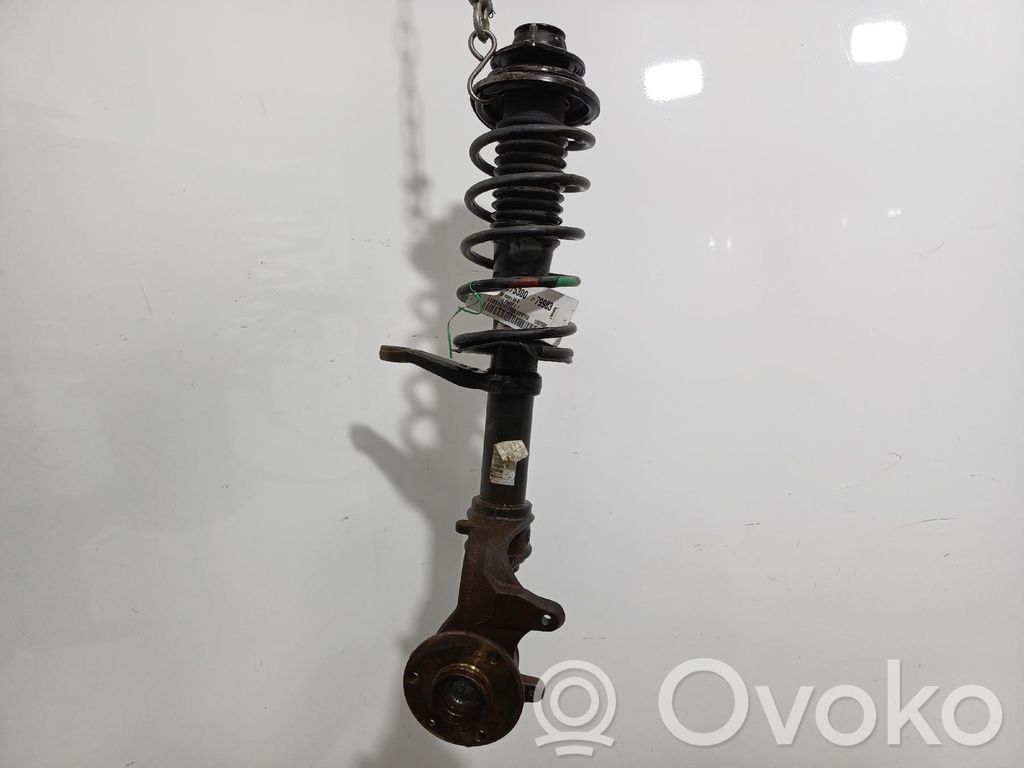 Citroen AX Fusée d'essieu de moyeu de la roue avant