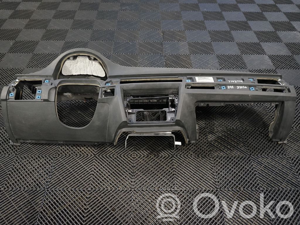 BMW 3 E90 E91 Panelė 