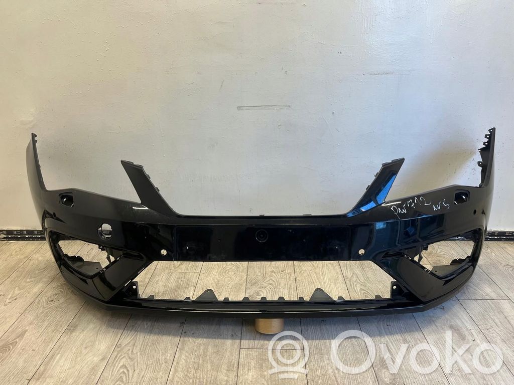 Seat Leon (5F) Front bumper 