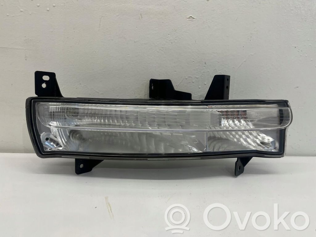 Front indicator light   68266927ABAUTOAS