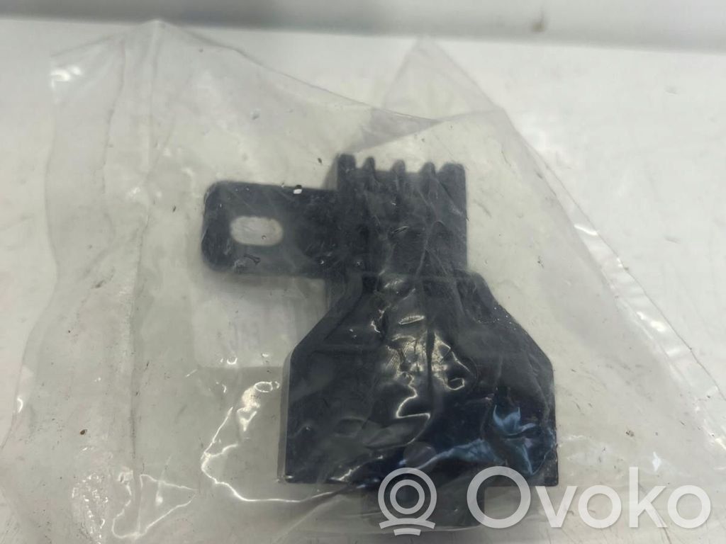 KIA Ceed Rear bumper mounting bracket 