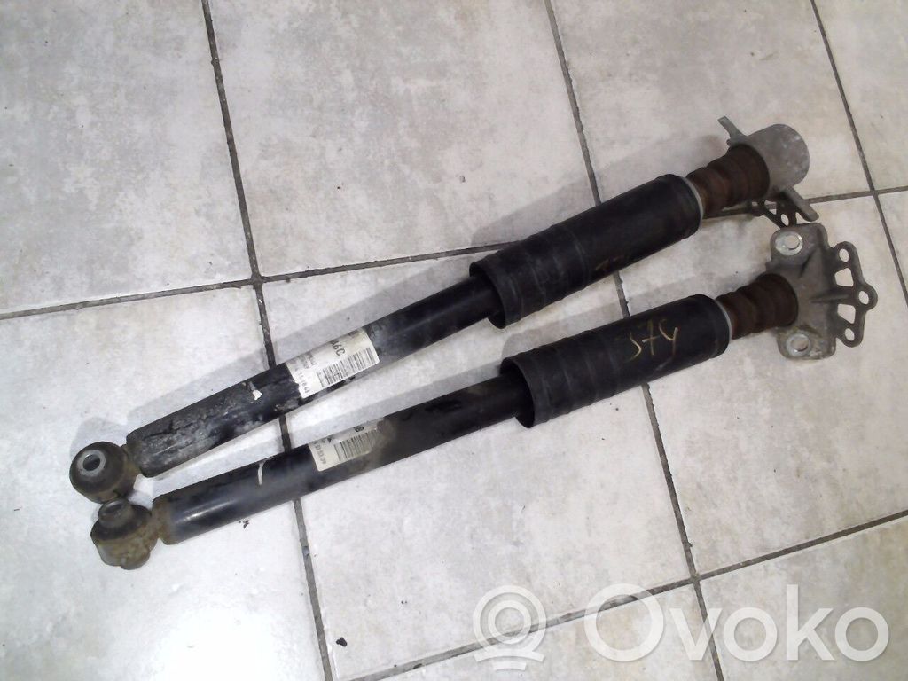 Opel Corsa D Amortiguador trasero 