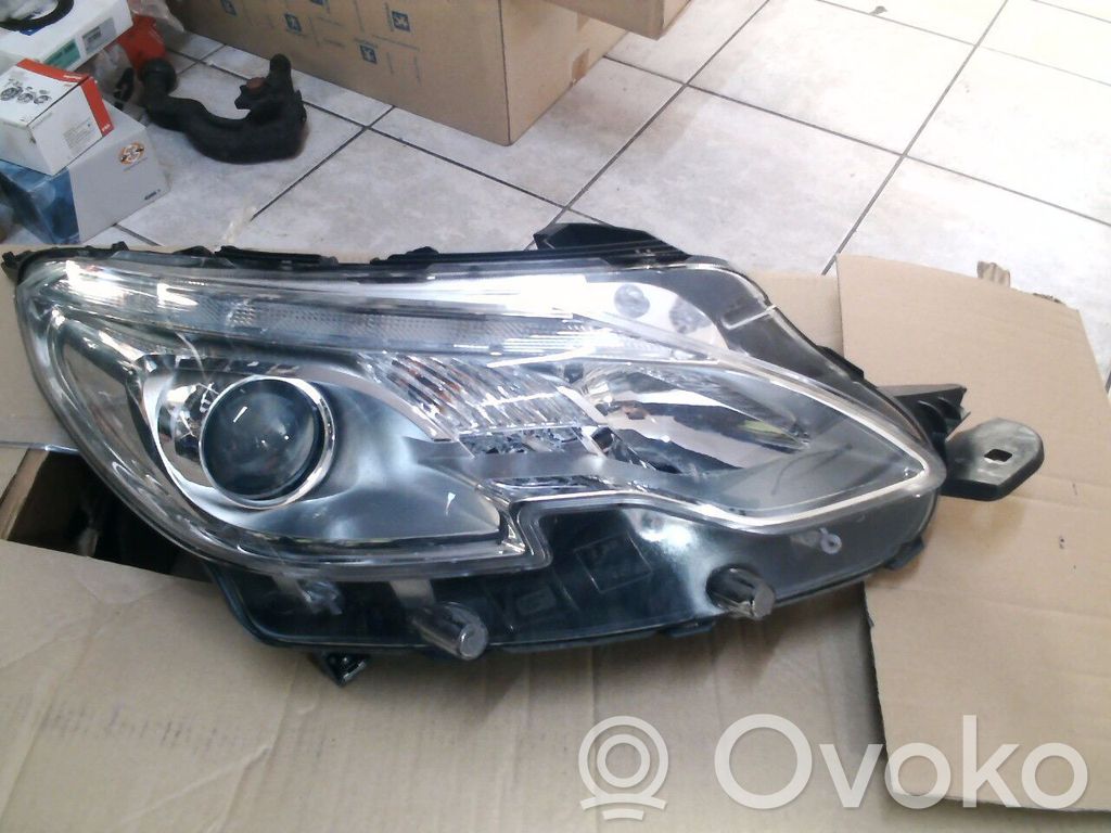 Peugeot 2008 I Faro/fanale 