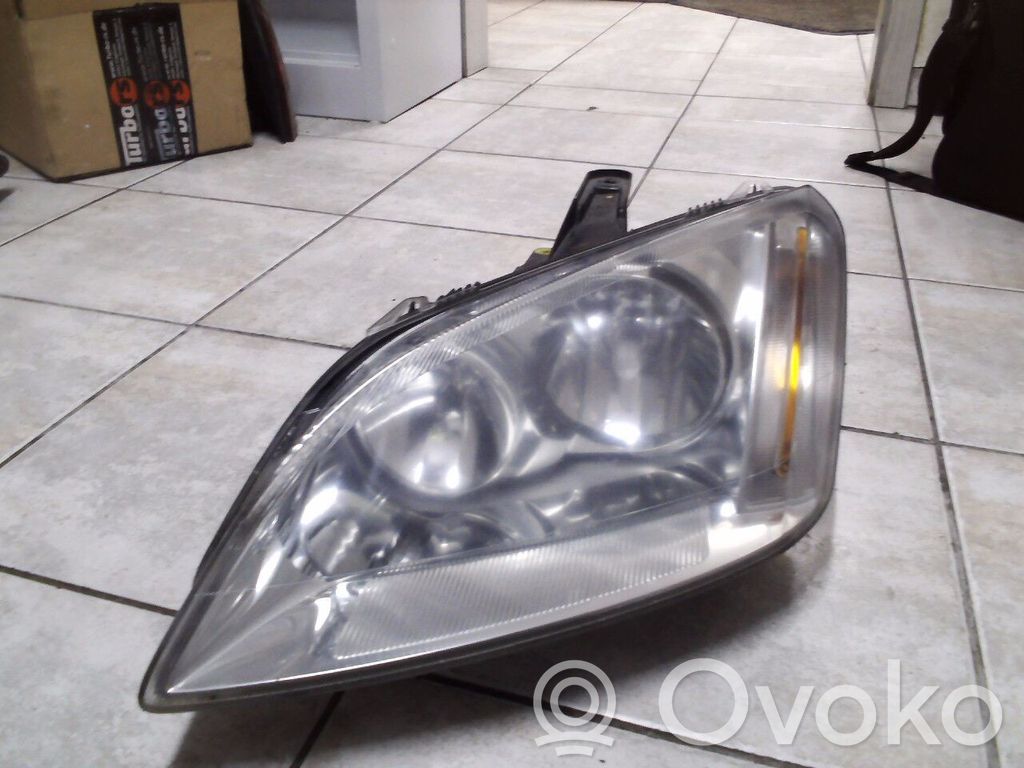 Headlight/headlamp   1347463,1323644