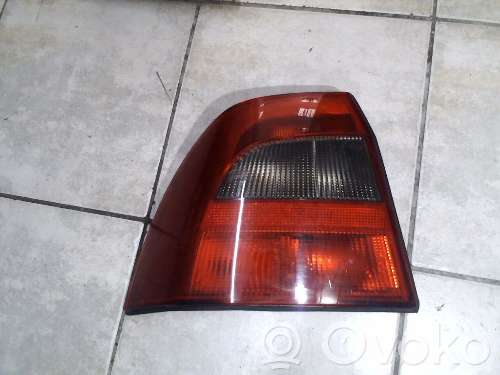 Opel Vectra B Rear/tail lights 