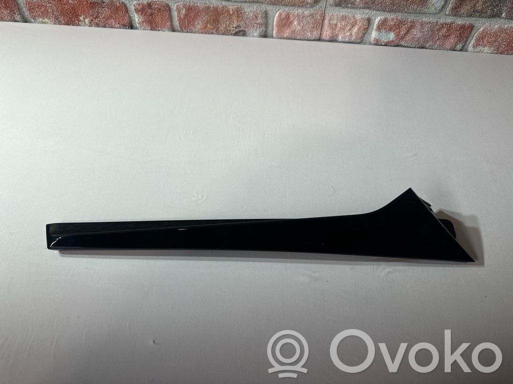 Audi Q8 Tailgate trim 