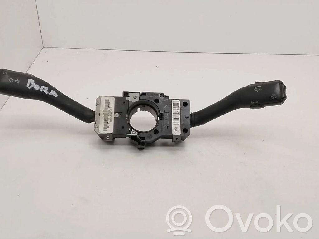 Volkswagen Bora Lenkstockschalter Kombischalter 