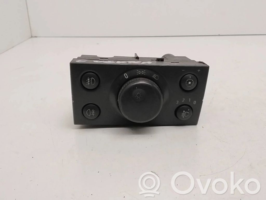 Light switch   9185881,LK04060000,1622,0320