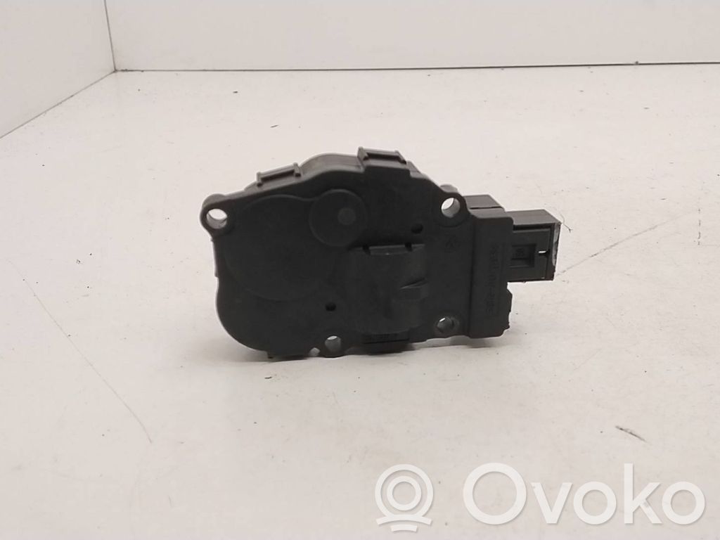 Oro sklendės varikliukas   EFB431,21042011,T1015556H