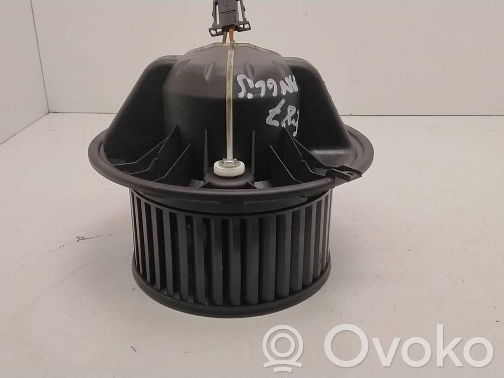 Mazā radiatora ventilators   6933664,985467W,CZ1163407731,64116933664,64119144201,64119227671,9144201,9227671