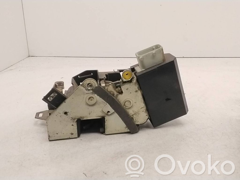 BMW 5 E39 Front door lock 