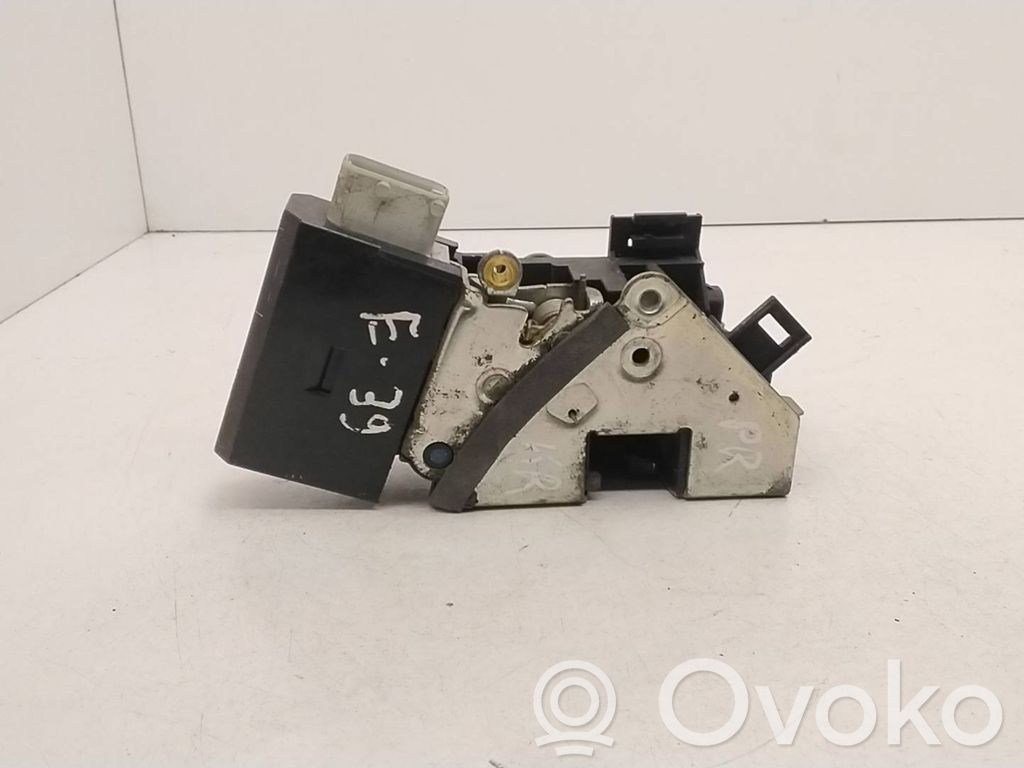 BMW 5 E39 Front door lock 