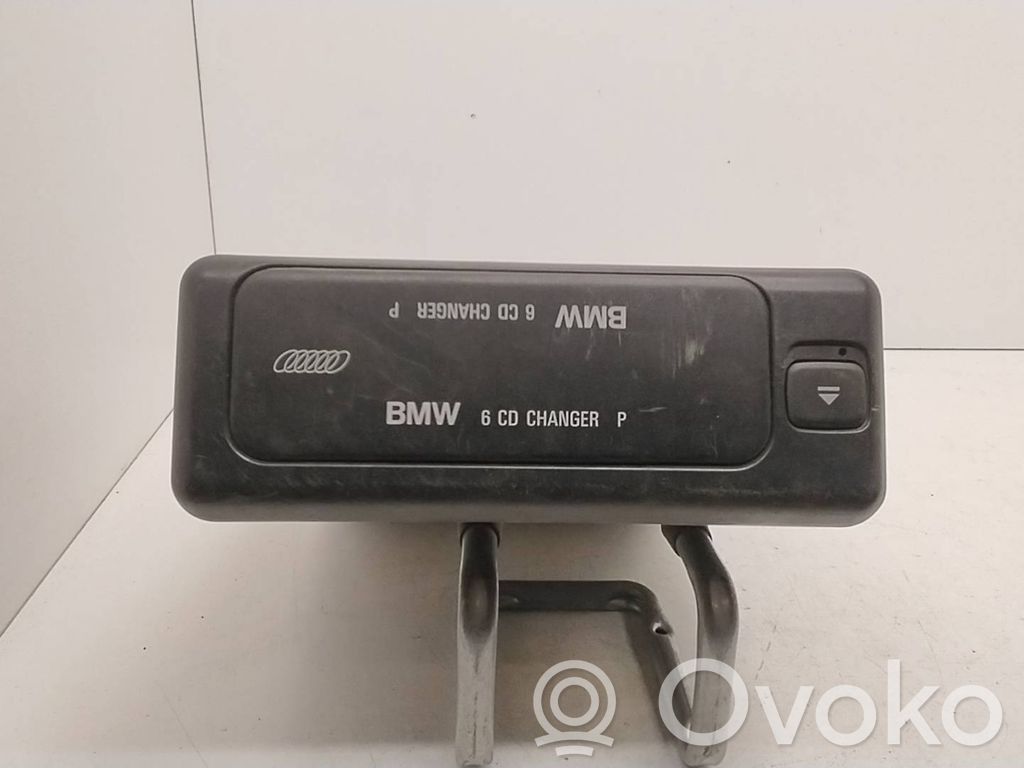 BMW 7 E38 CD/DVD changer 