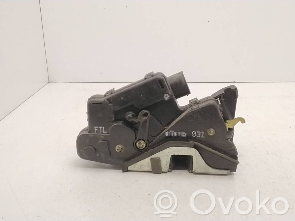 BMW 3 E46 Etuoven lukko 