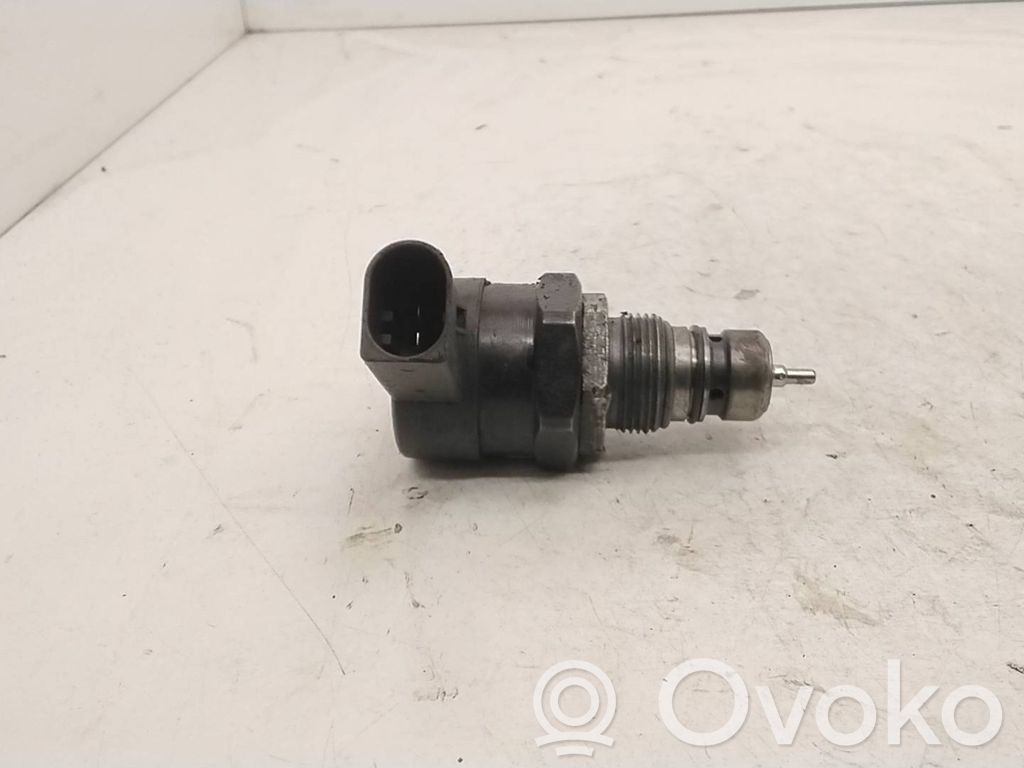 BMW 5 E60 E61 Regulator ciśnienia paliwa 