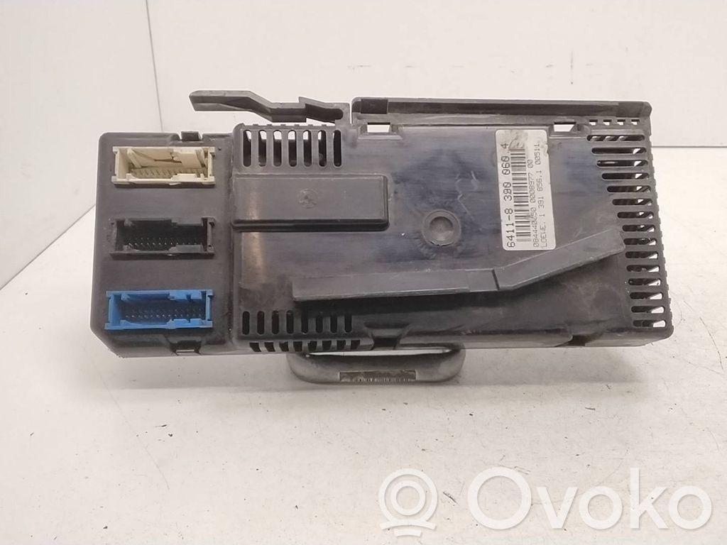 BMW 5 E34 Air conditioning/heating control unit 