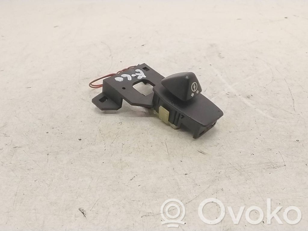 BMW 5 E60 E61 Vairo padėties reguliavimo jungtukas 