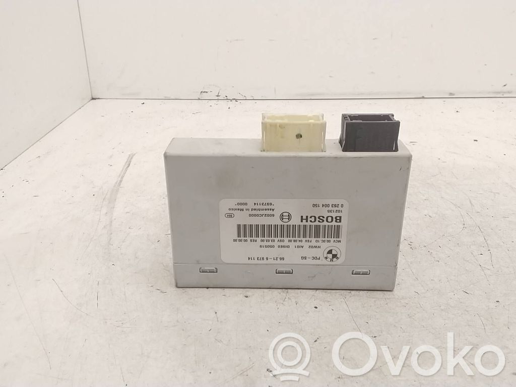 BMW 1 E81 E87 Parking PDC control unit/module 