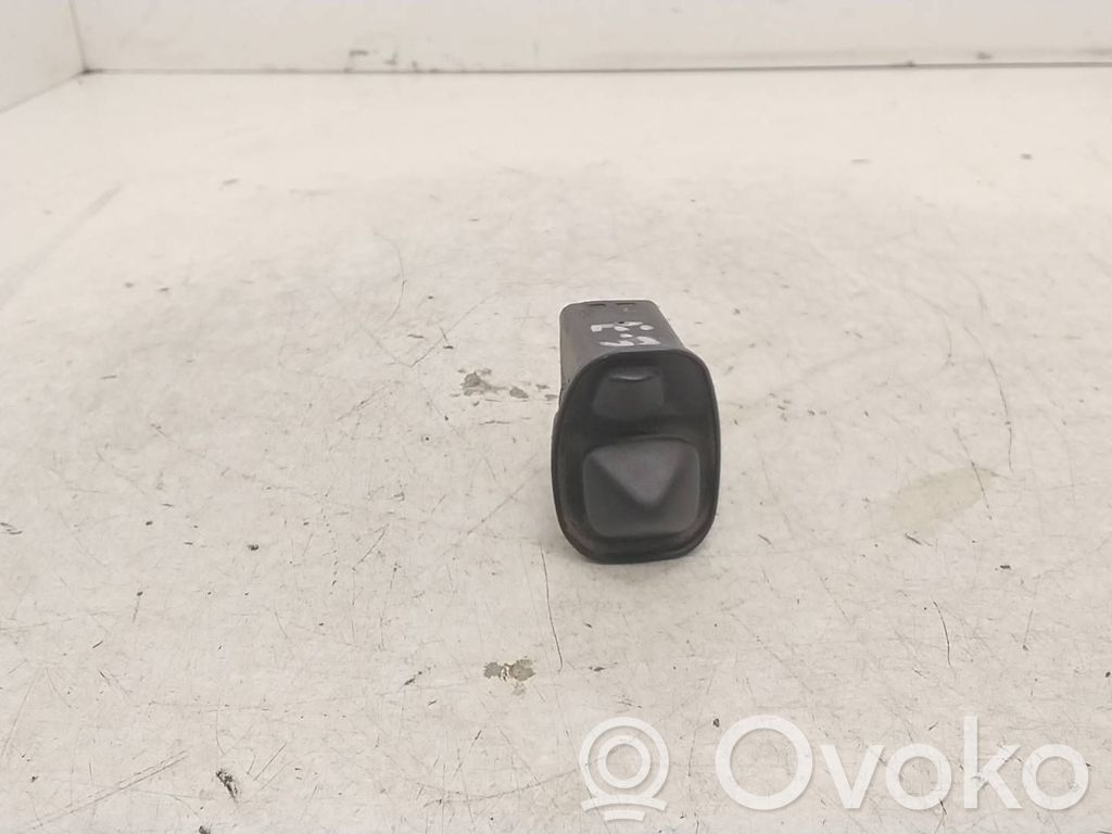 BMW 5 E34 Wing mirror switch 