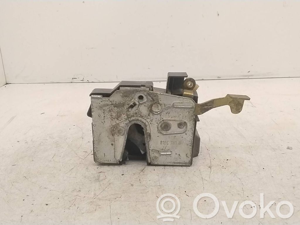 BMW 5 E34 Priekšpusē slēdzene 