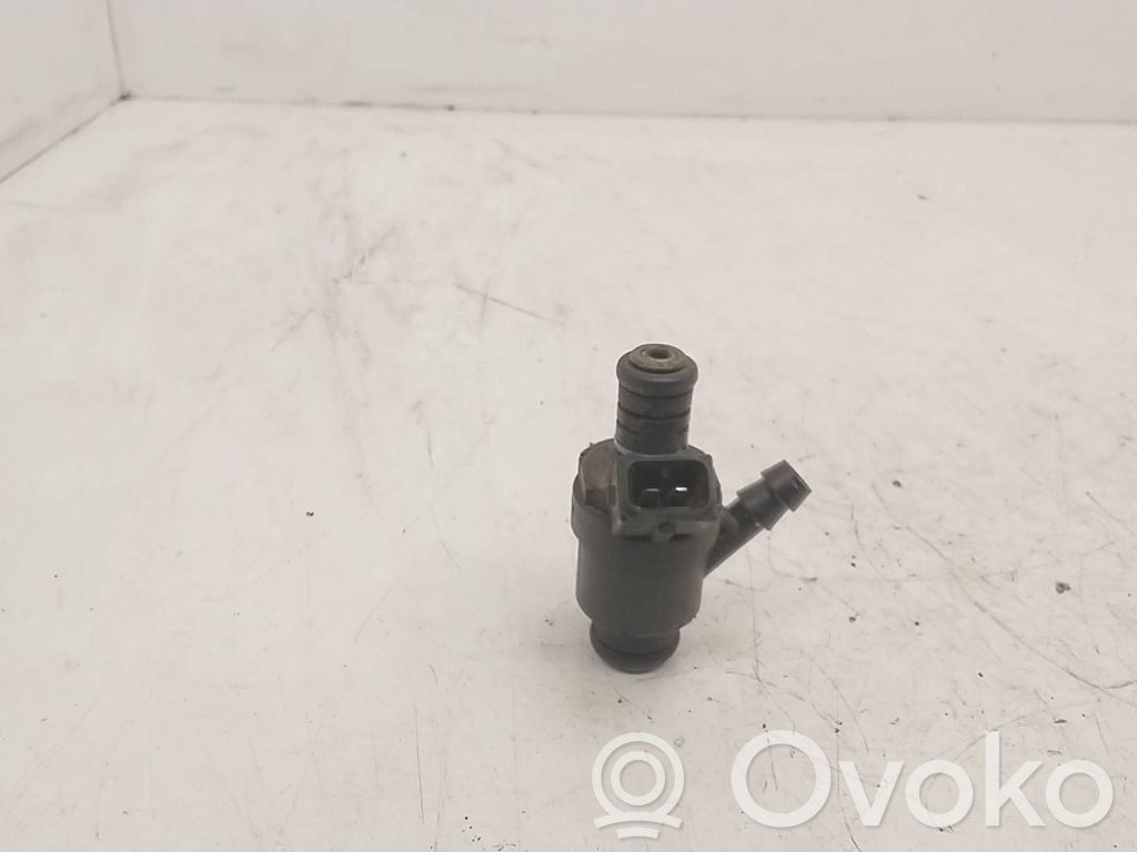Injektor Einspritzdüse   1247931