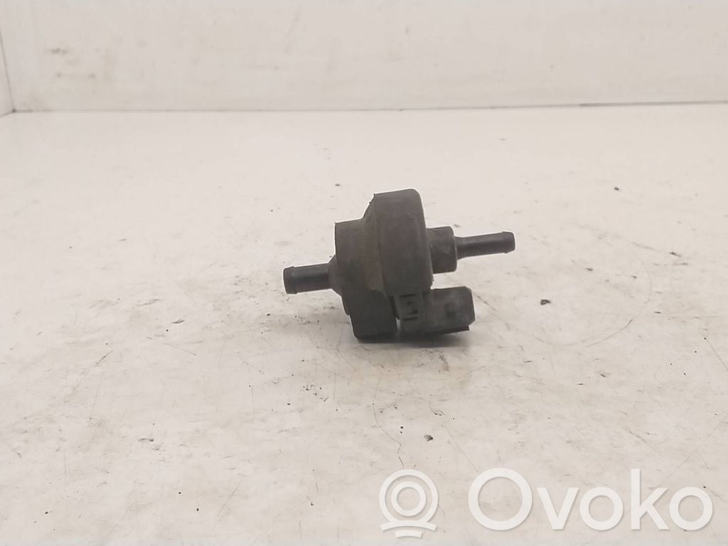 BMW 3 E36 Polttoainesäiliön venttiili 