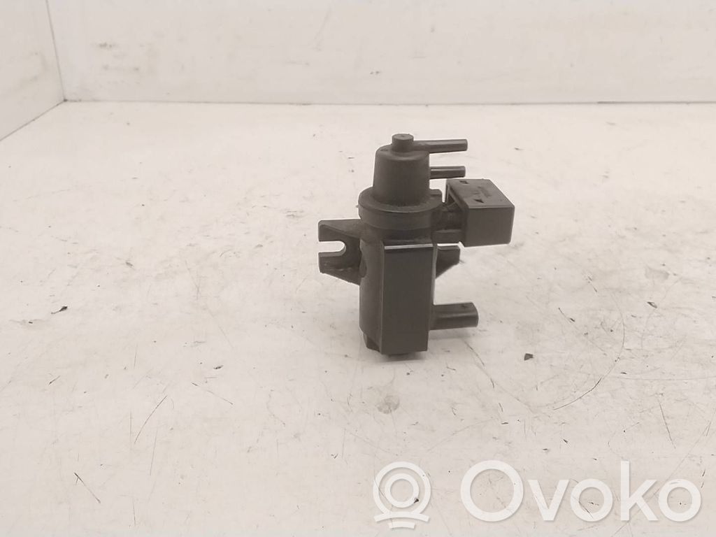 BMW 3 E90 E91 Solenoid supapă turbosuflantă 