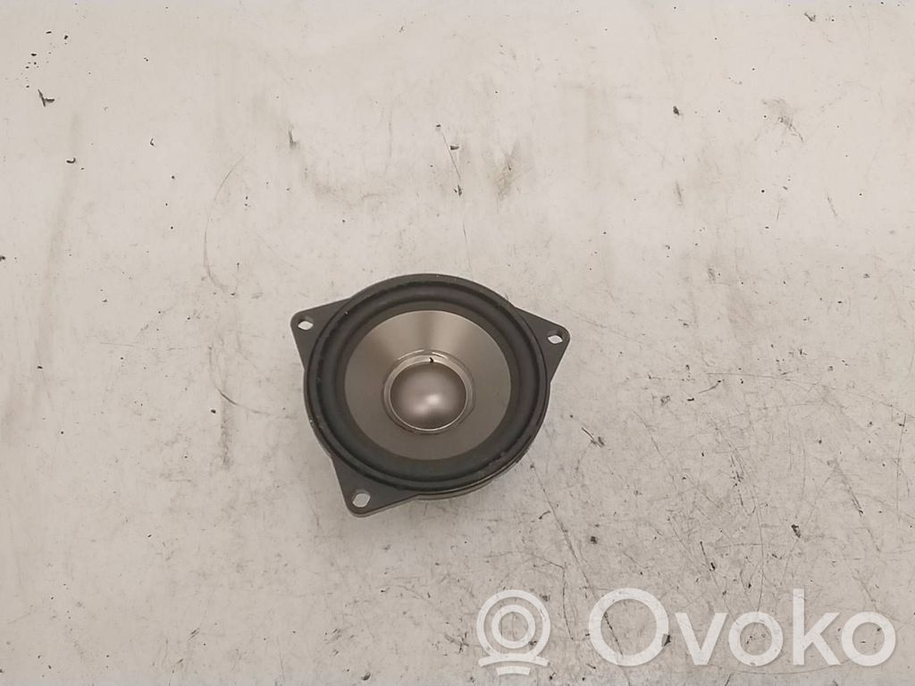 Altavoz de la puerta trasera   6907641,100BM16